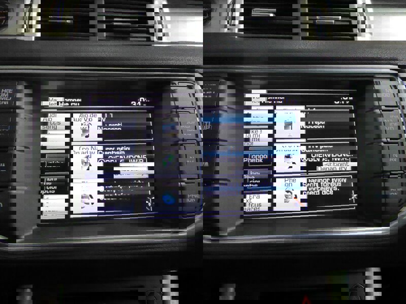 Used 2014 Land Rover Range Rover Evoque Pure Premium image 14