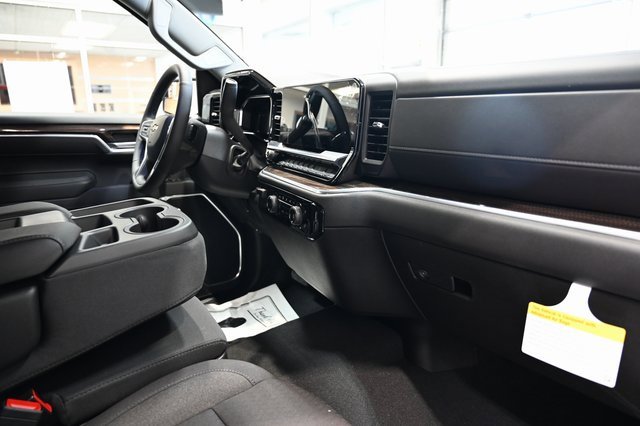 New 2026 Chevrolet Silverado 1500 LT image 14