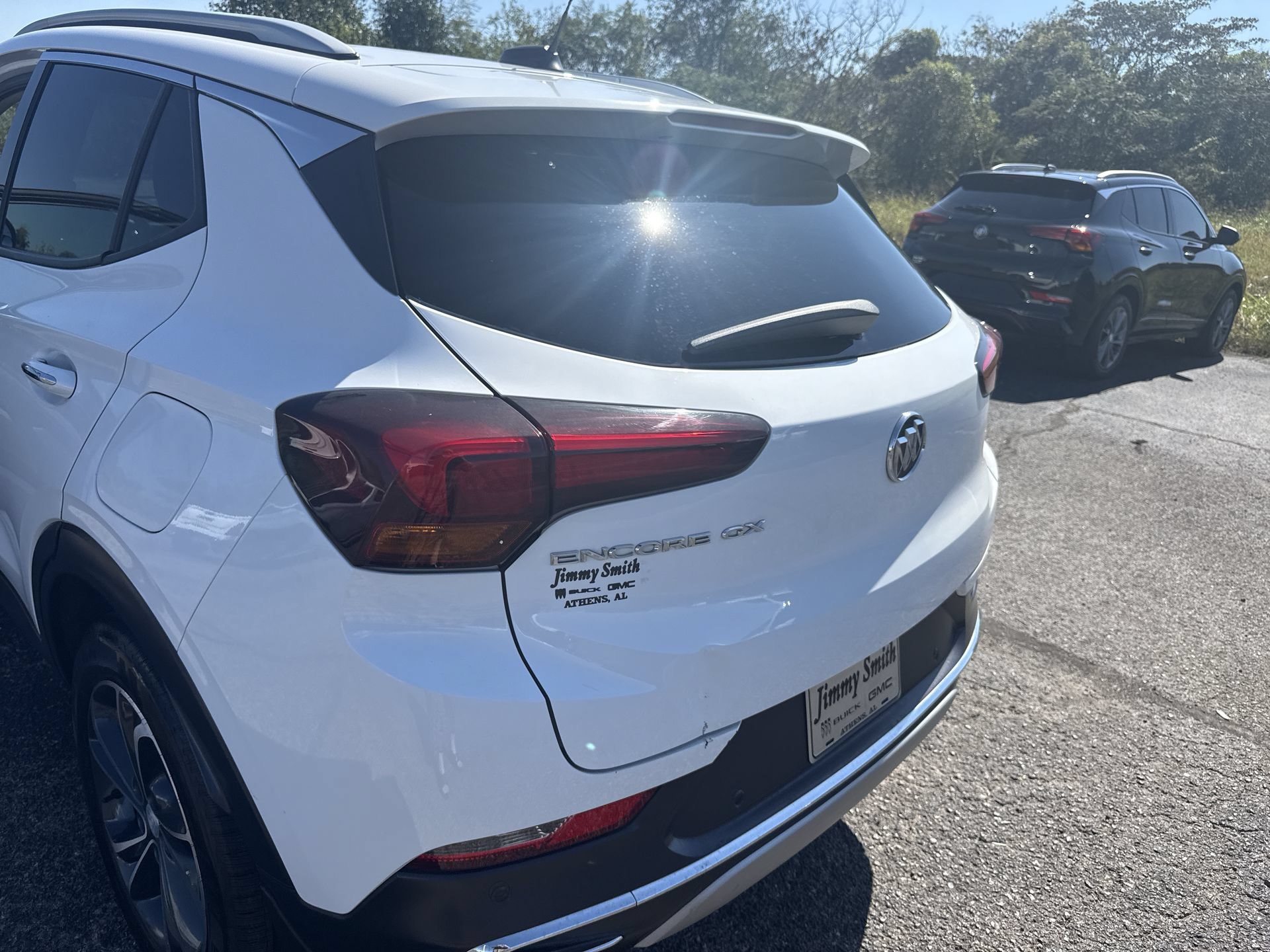 Certified 2021 Buick Encore GX Essence w/ Advanced Technology Package FWD image 33