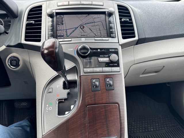 Used 2009 Toyota Venza AWD w/ Premium Pkg #2 image 19
