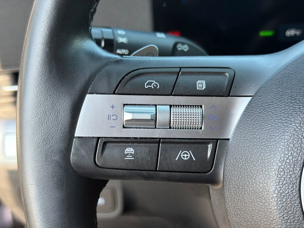 Used 2024 Hyundai Kona SEL FWD image 24