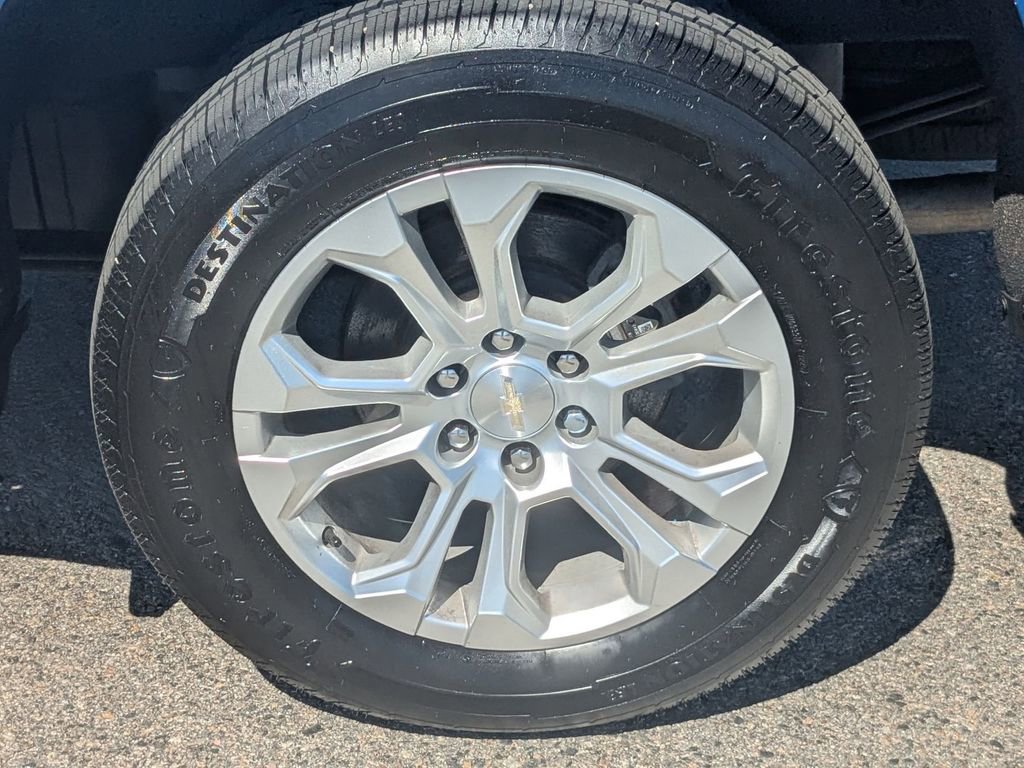 Used 2022 Chevrolet Silverado 1500 LTZ w/ LTZ Premium Package AWD/4WD image 11