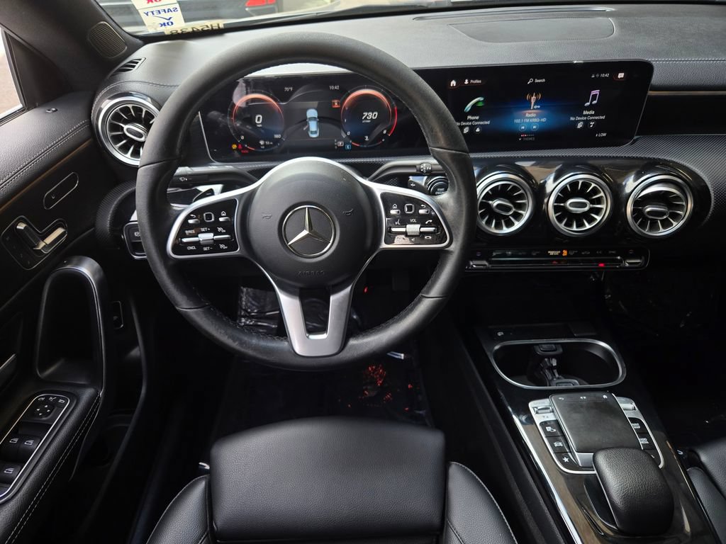 Used 2020 Mercedes-Benz CLA 250 image 14