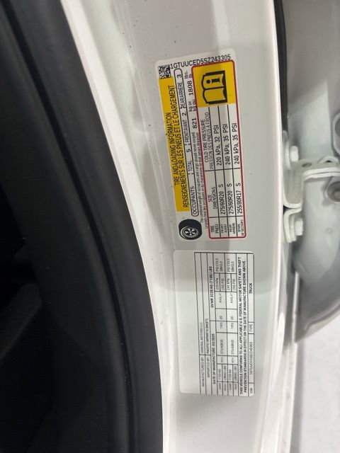 Used 2025 GMC Sierra 1500 Elevation image 42