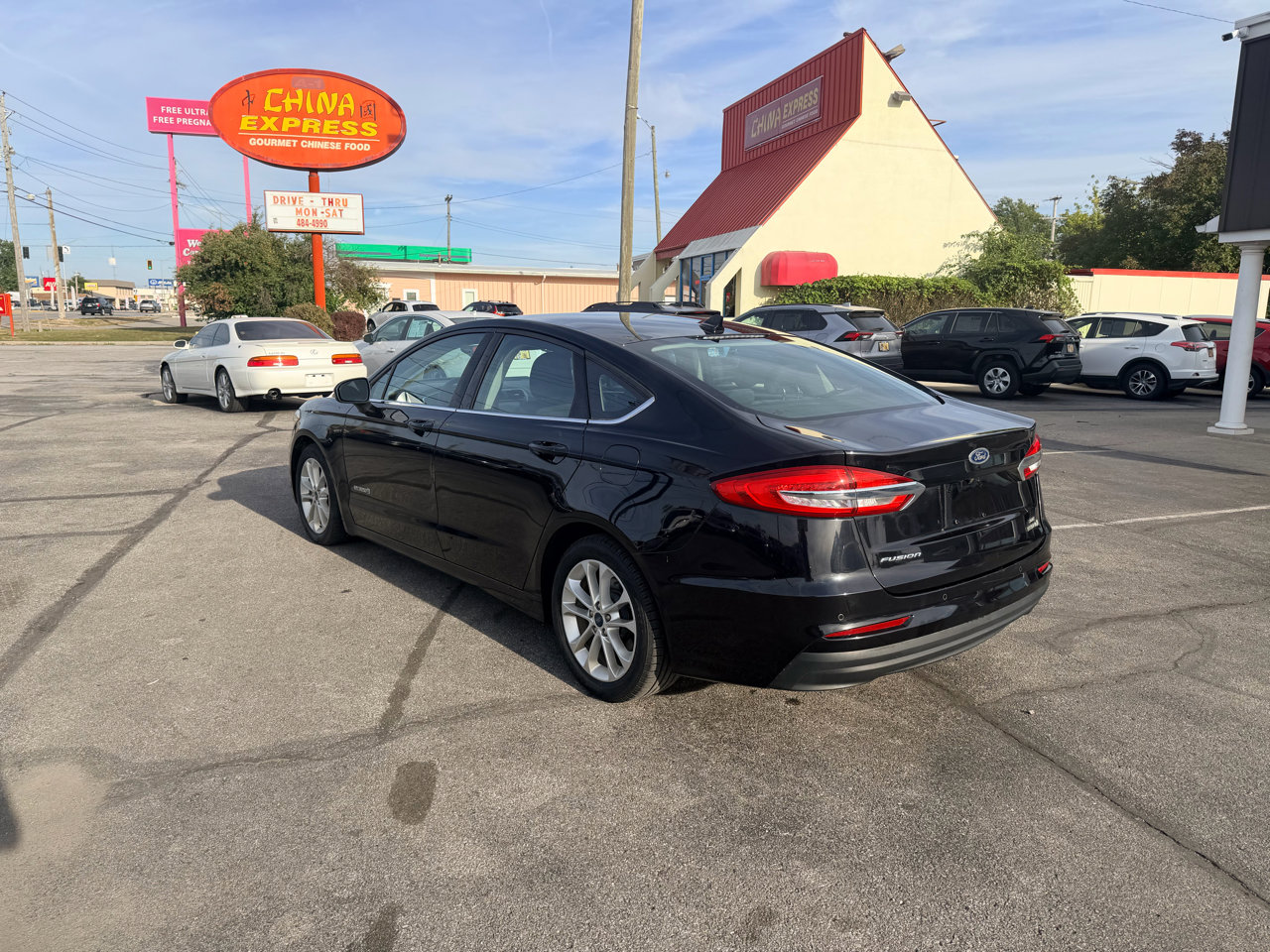 Used 2019 Ford Fusion SE image 9