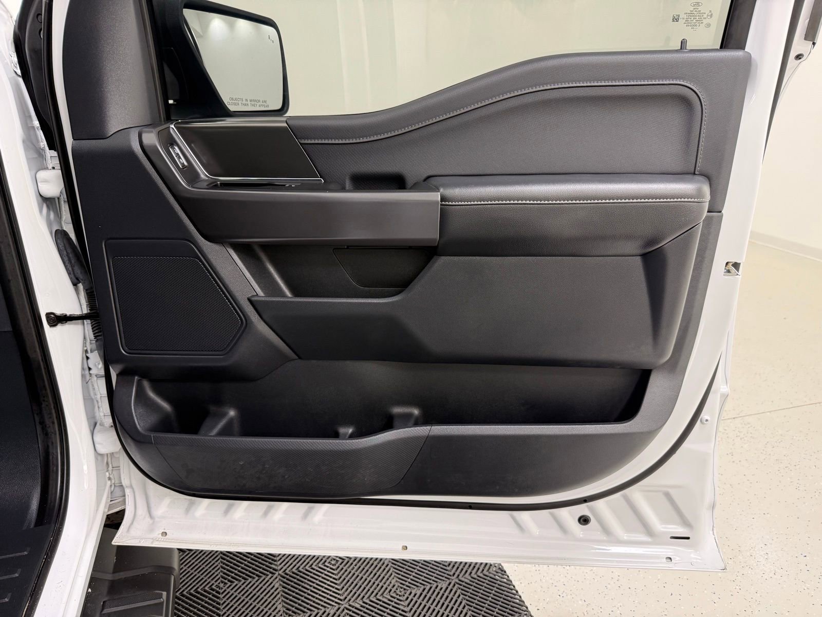 Used 2024 Ford F150 XLT w/ Equipment Group 302A MID image 32