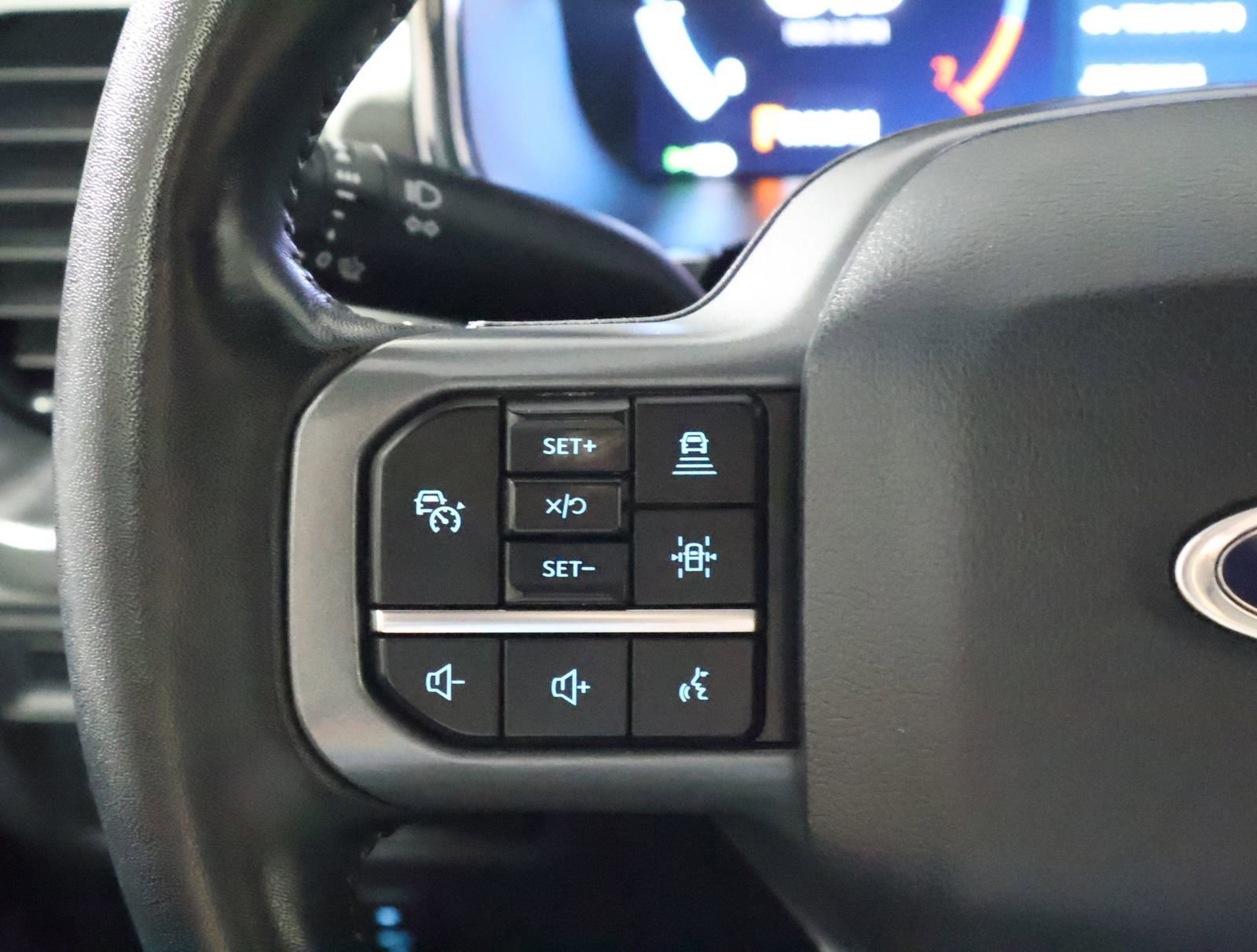 Used 2022 Ford F150 Lariat w/ Equipment Group 502A High image 43