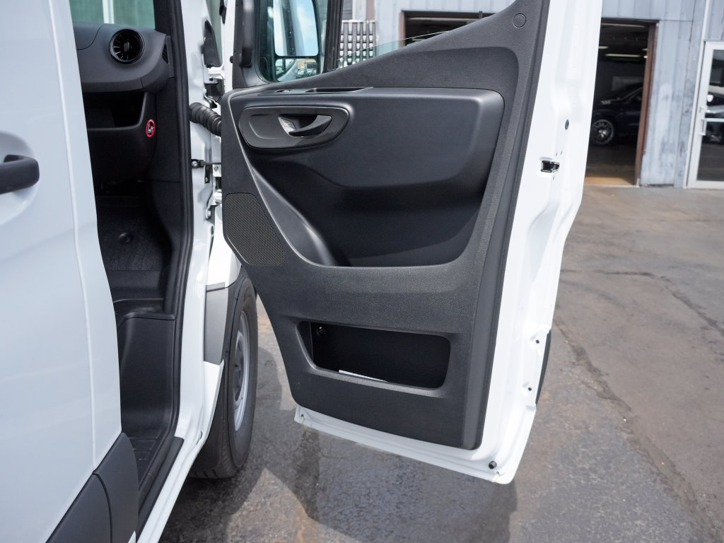 New 2026 Mercedes-Benz Sprinter 2500 image 19