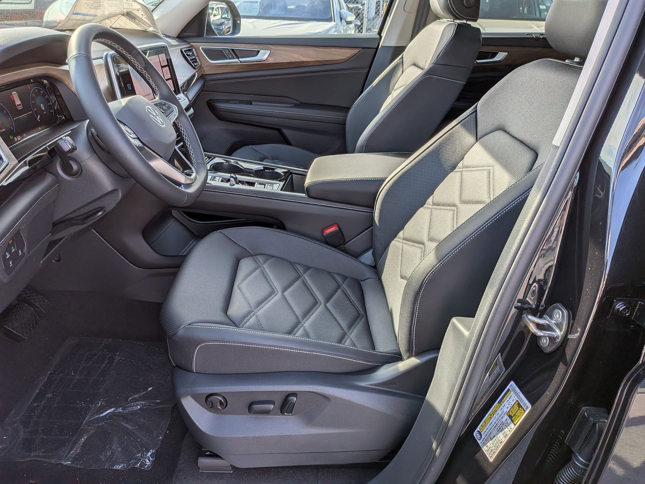 New 2026 Volkswagen Atlas SE AWD/4WD image 14
