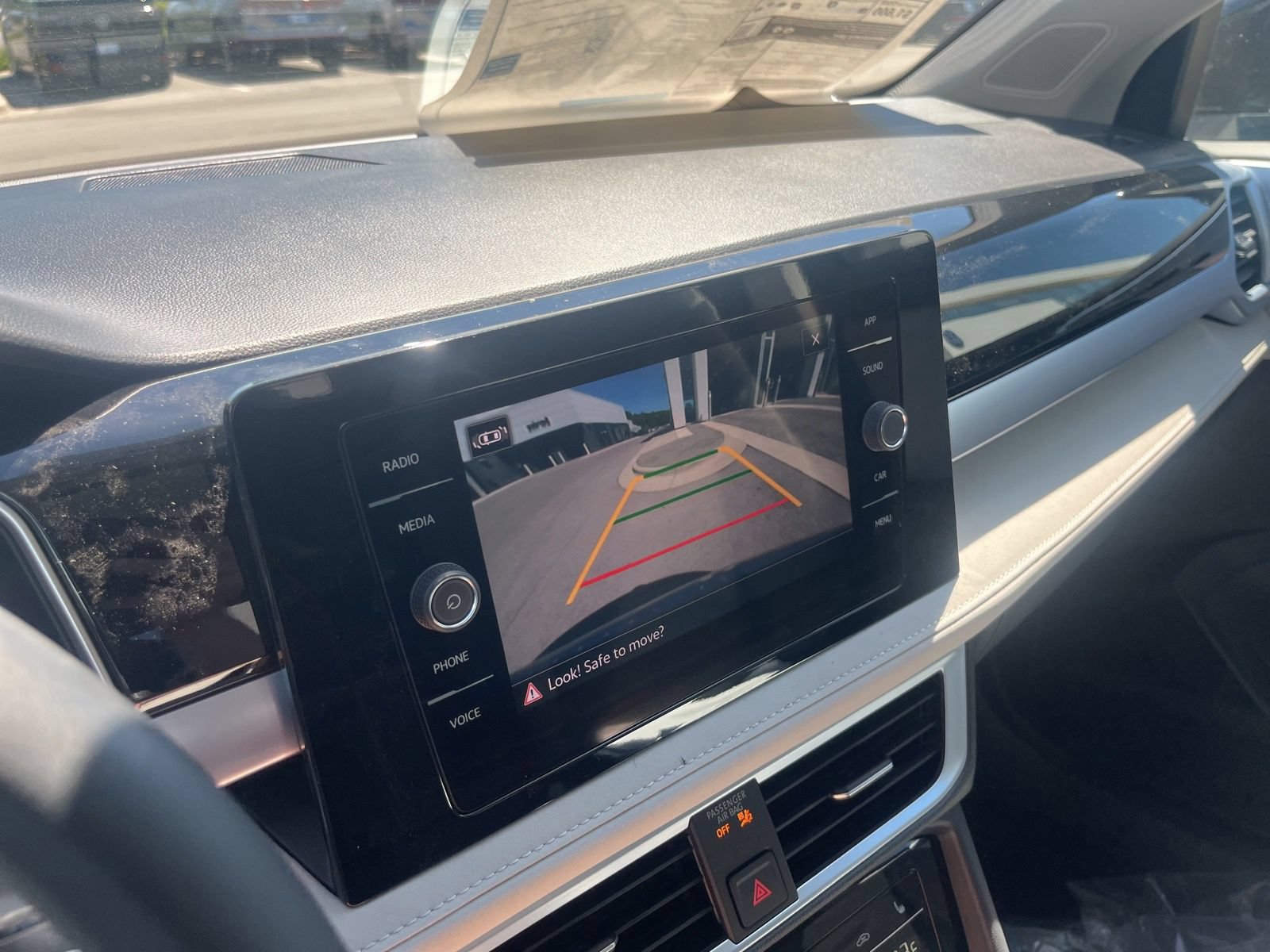 New 2026 Volkswagen Taos SE FWD image 16