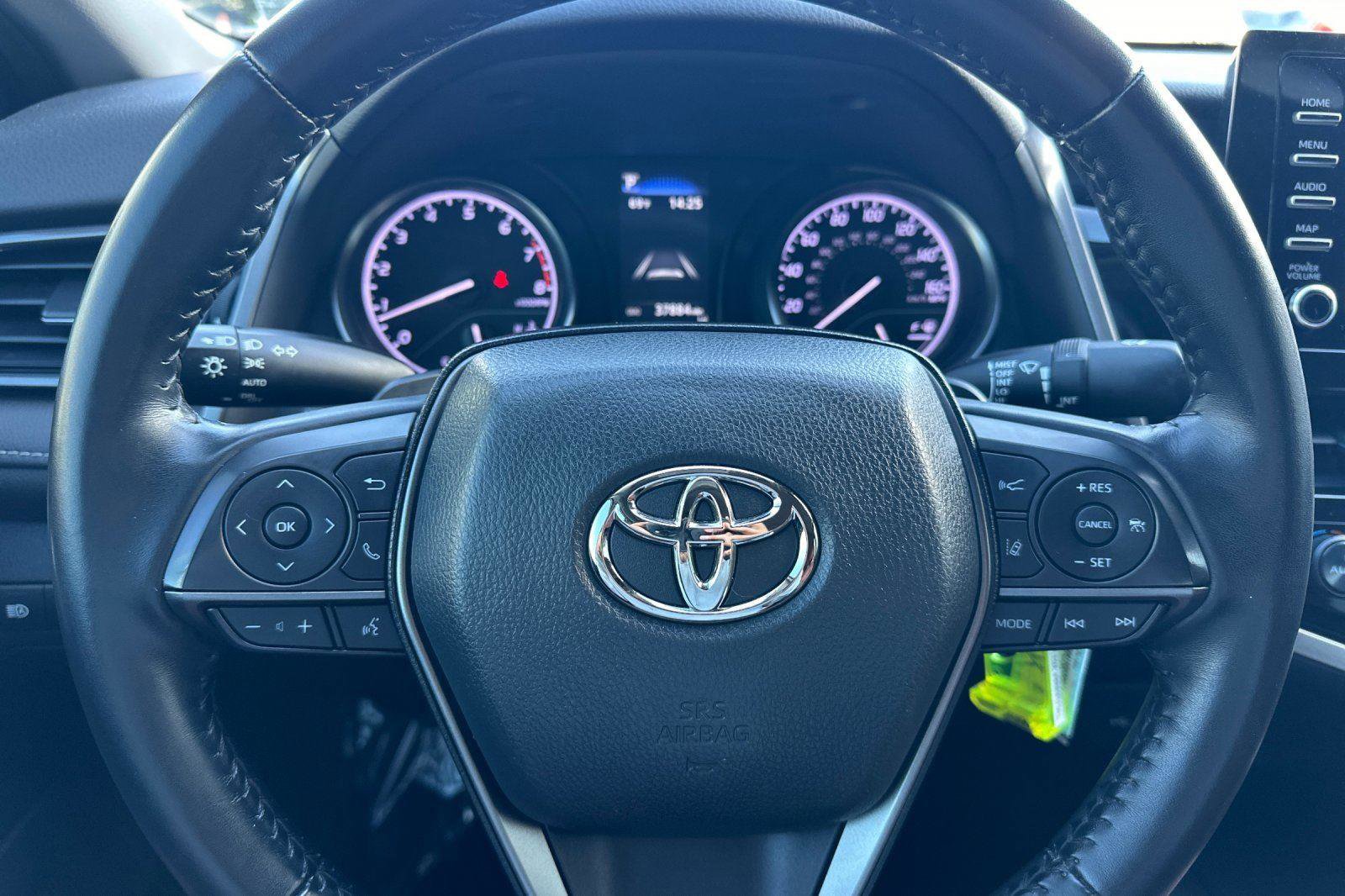 Used 2021 Toyota Camry SE image 20