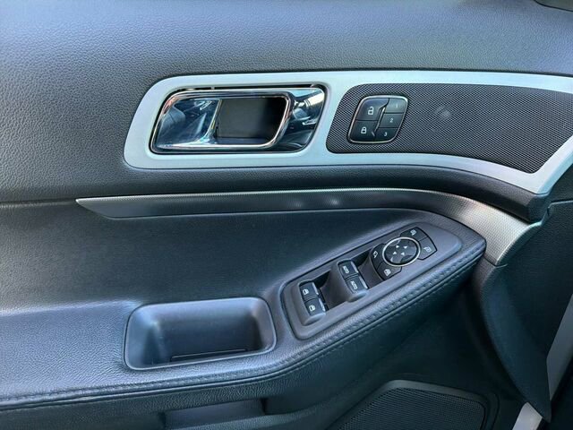 Used 2015 Ford Explorer Sport w/ Equipment Group 401A AWD/4WD image 13