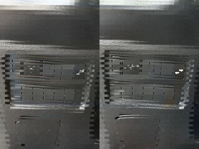 Used 2023 Mitsubishi Outlander SE image 23