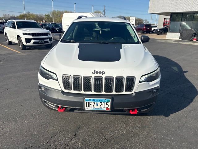 Used 2019 Jeep Cherokee Trailhawk w/ Cold Weather Group AWD/4WD image 2