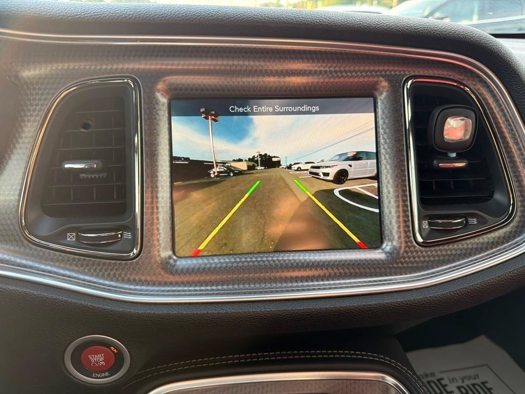 Used 2015 Dodge Challenger SRT Hellcat RWD image 18