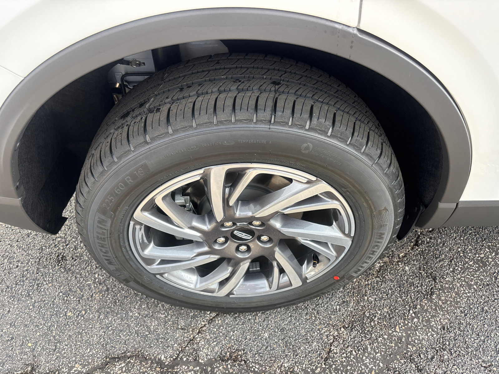 New 2026 Lincoln Corsair Premiere image 10