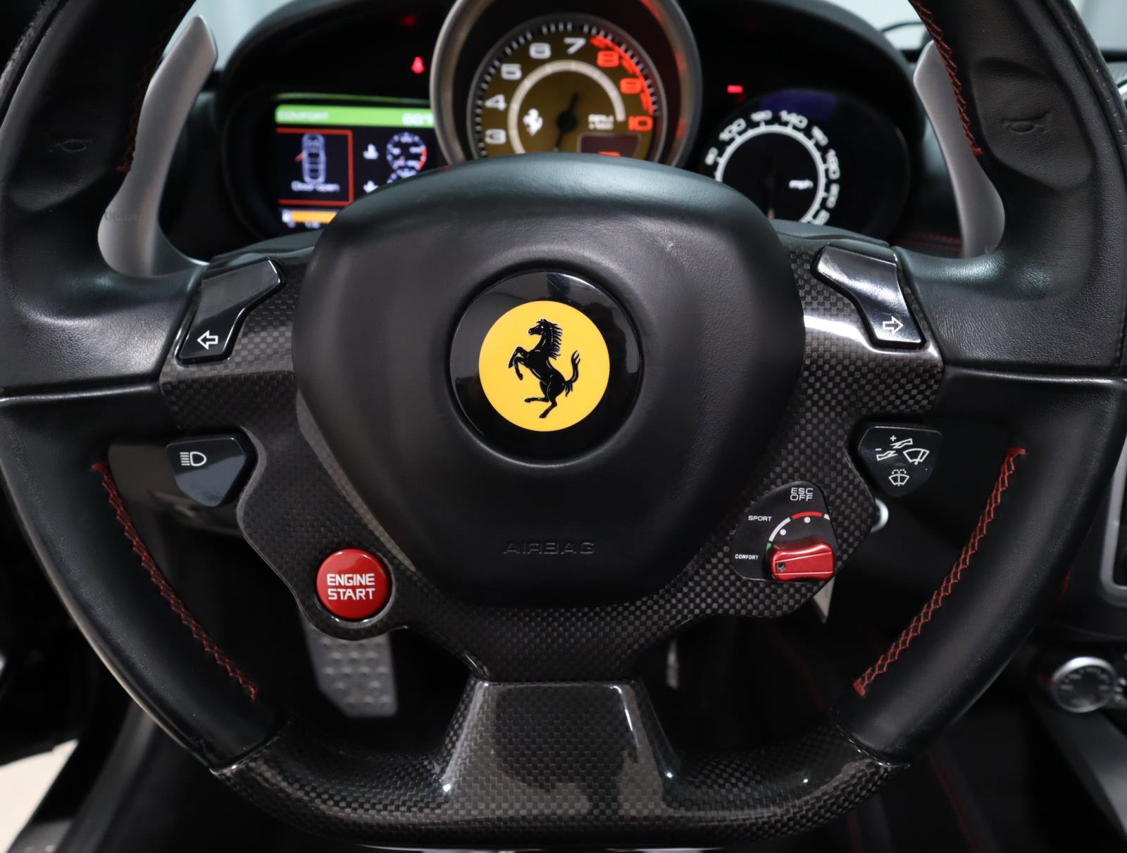 Used 2016 Ferrari California T RWD image 29