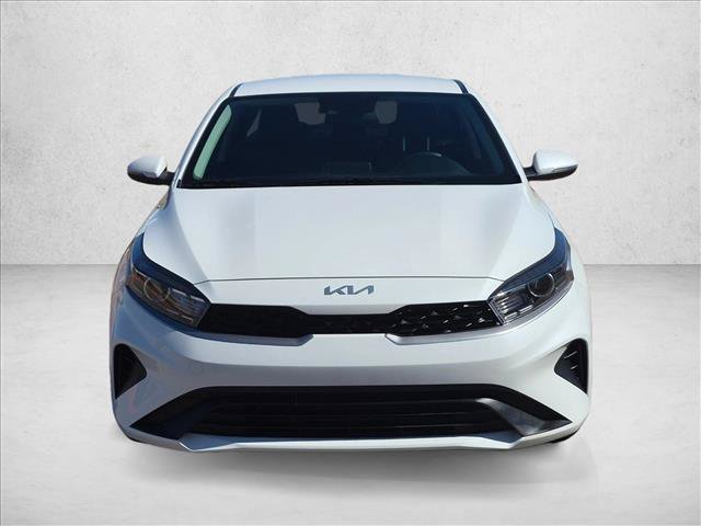 Used 2024 Kia Forte LXS w/ LXS Technology Package FWD image 2