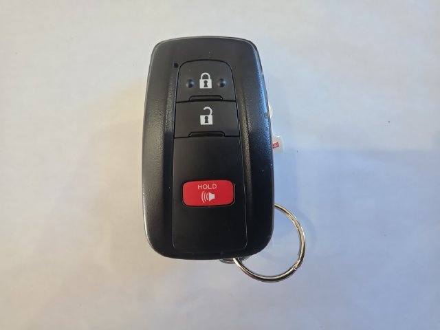 Used 2024 Toyota RAV4 XLE AWD/4WD image 31