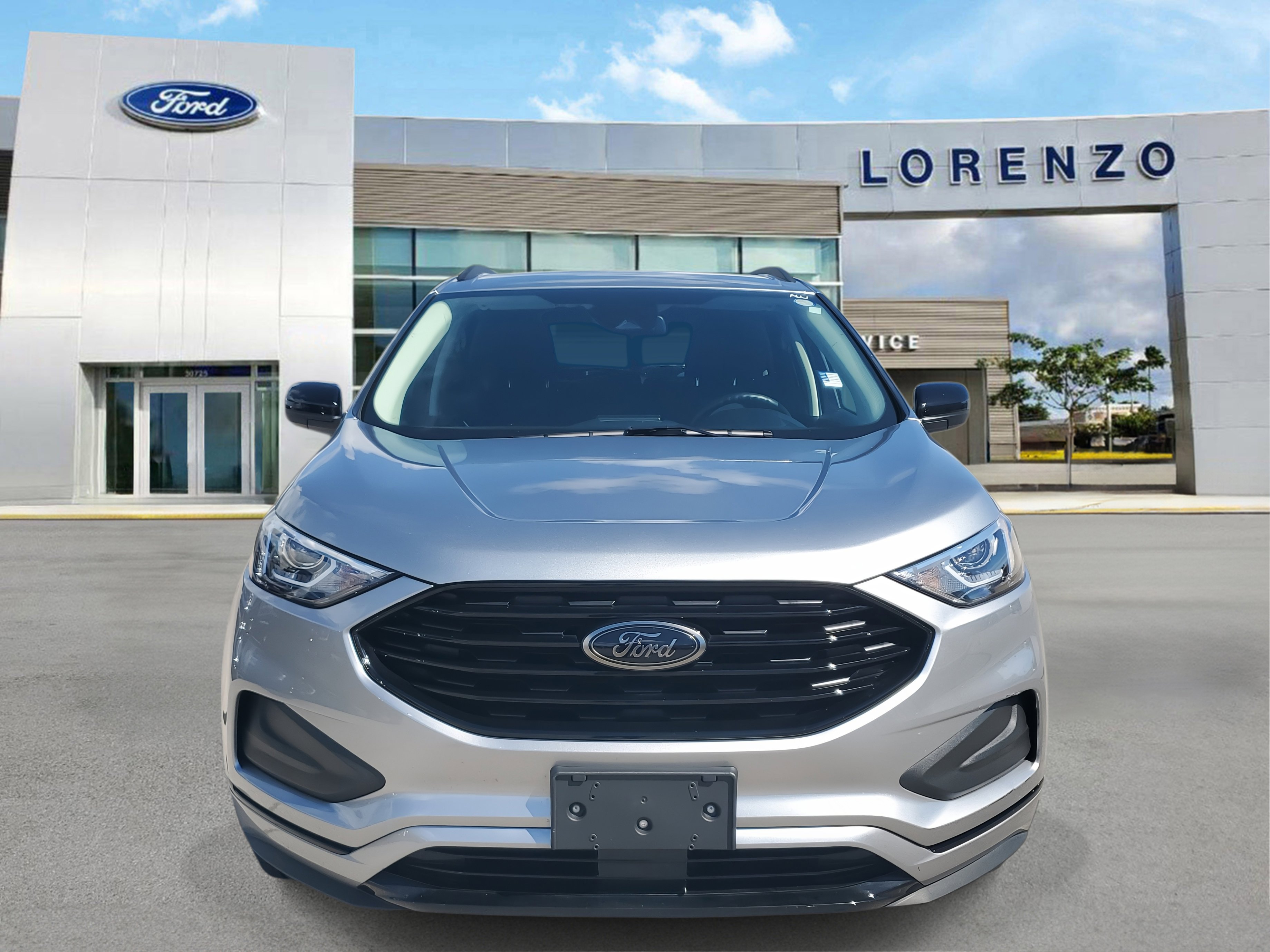 Certified 2024 Ford Edge SE w/ Black Appearance Package image 2