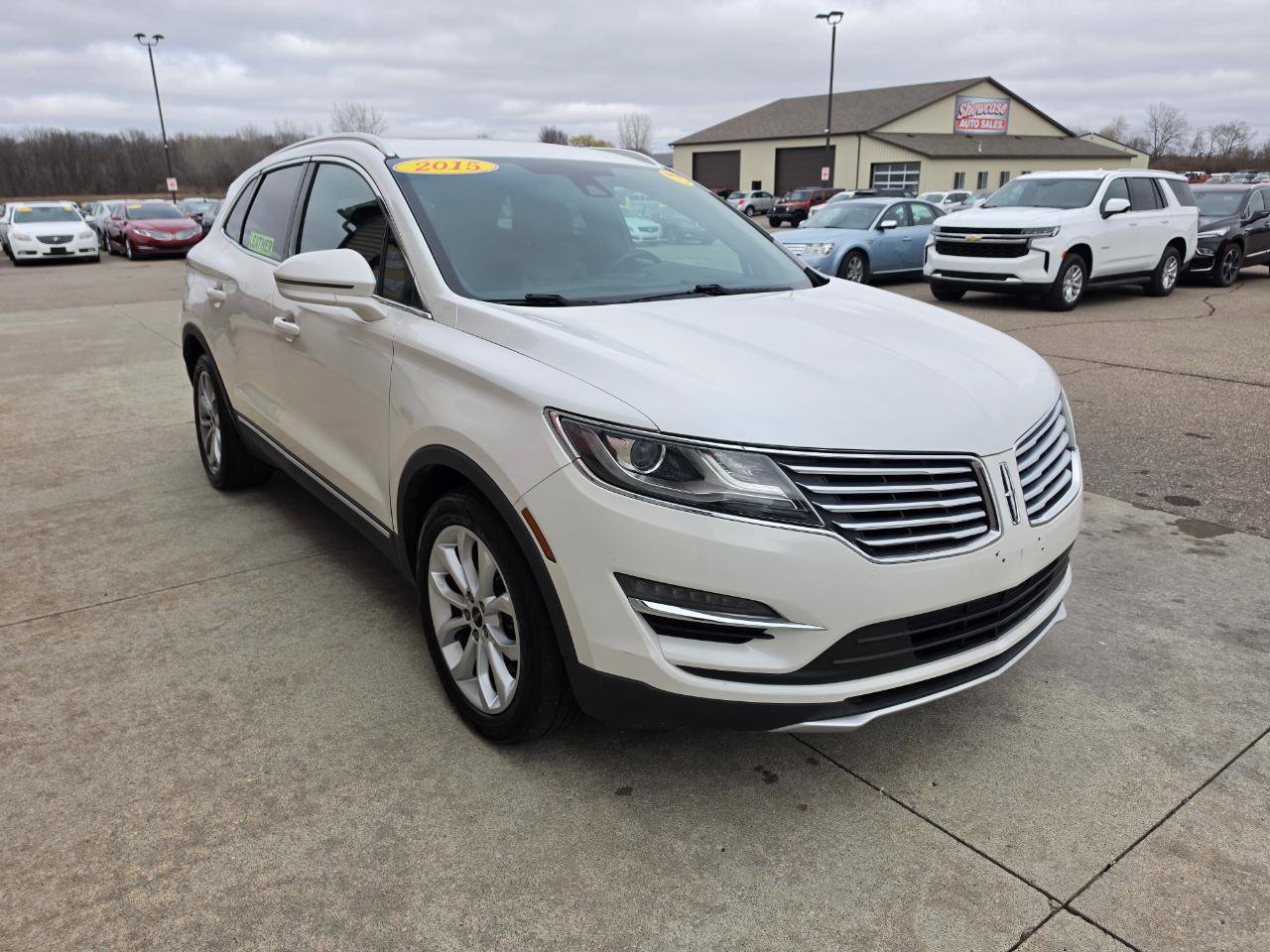 Used 2015 Lincoln MKC AWD w/ Equipment Group 102A Reserve image 4