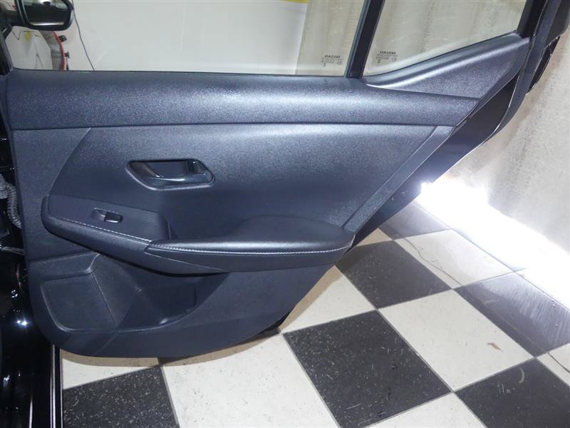 Used 2025 Nissan Sentra SV FWD image 27