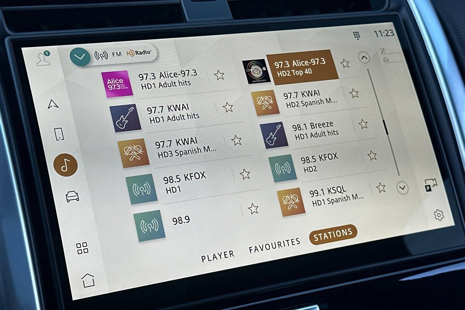 New 2026 Land Rover Discovery Limited Edition AWD/4WD image 24