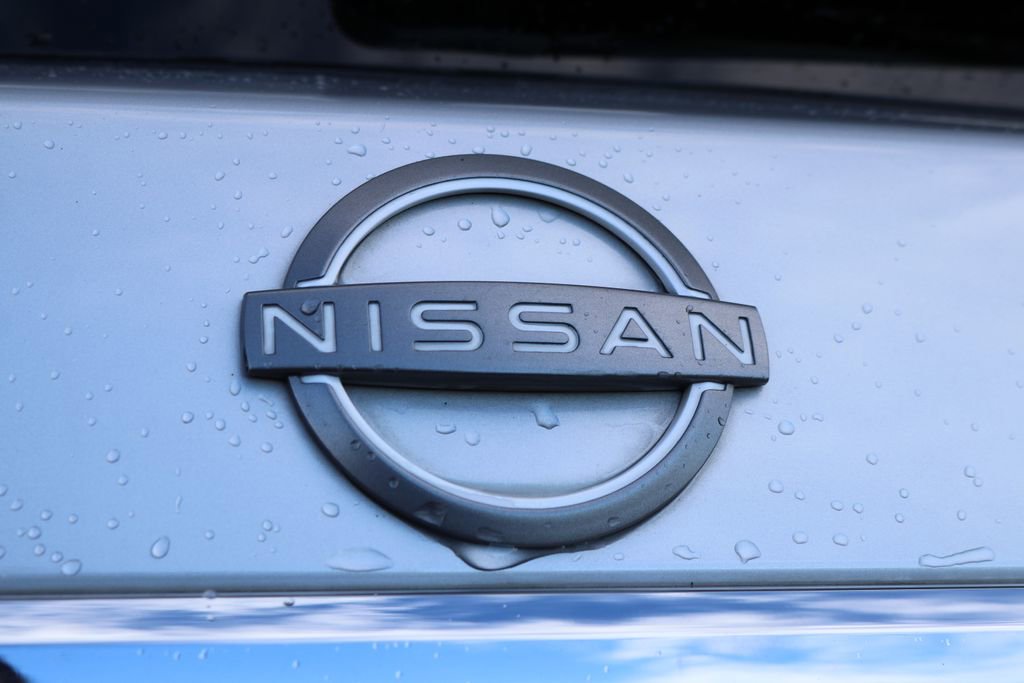 Used 2024 Nissan Armada SL image 13