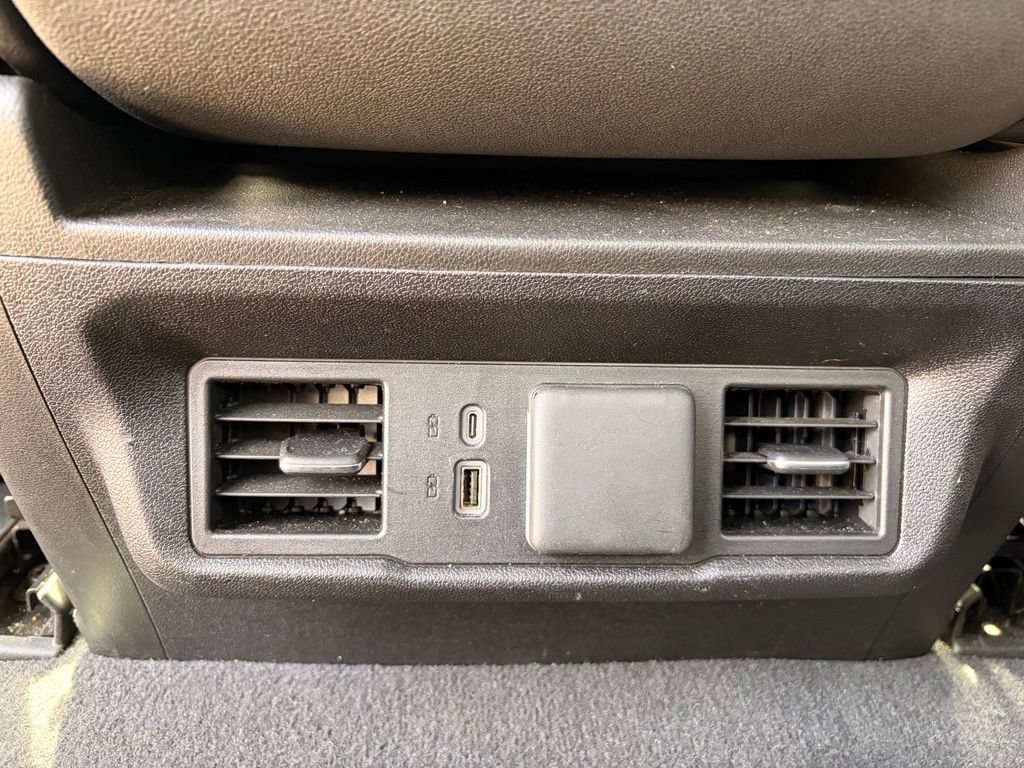 Used 2025 GMC Sierra 1500 SLT AWD/4WD image 19