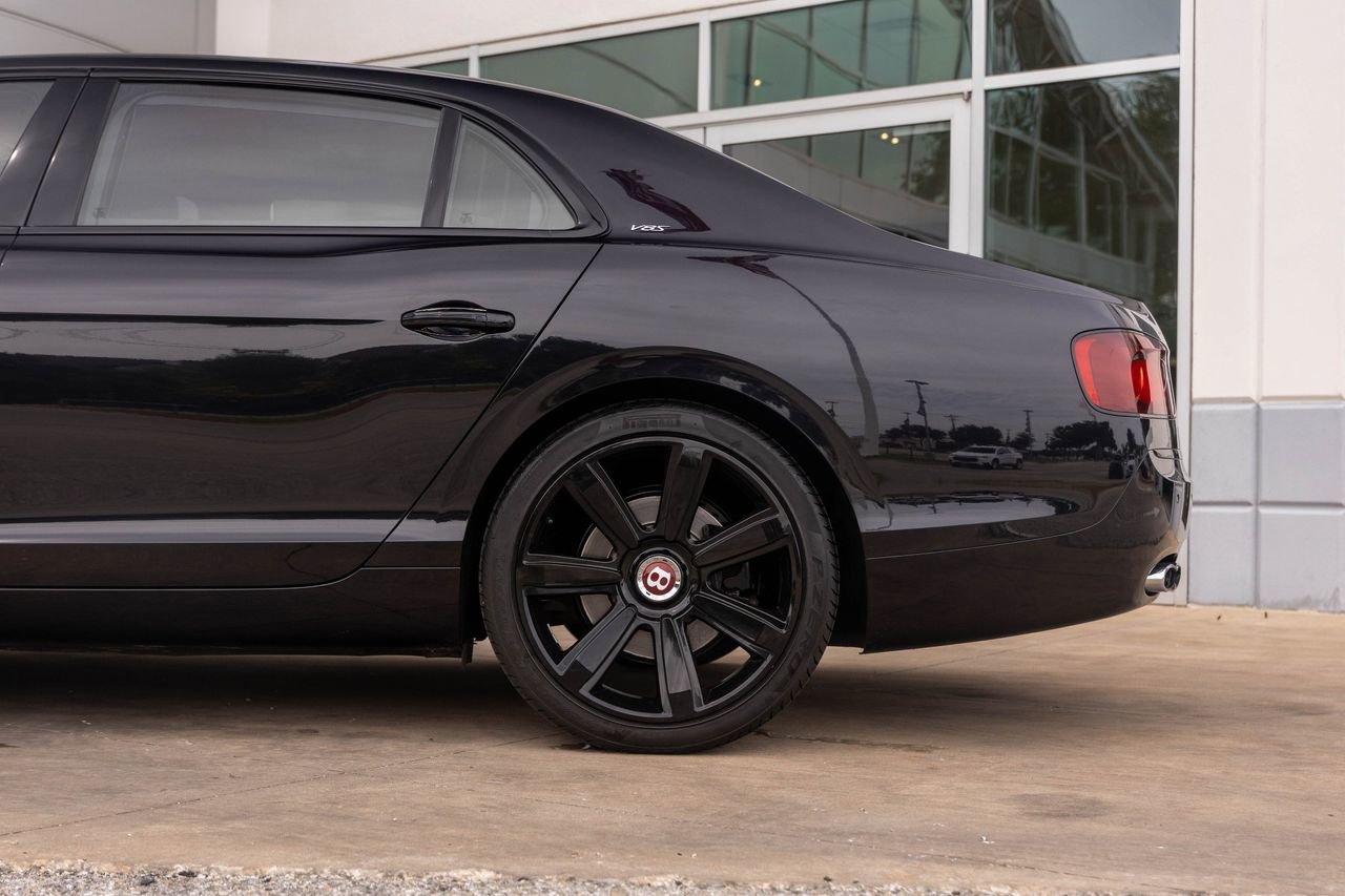 Used 2018 Bentley Flying Spur S V8 AWD/4WD image 14
