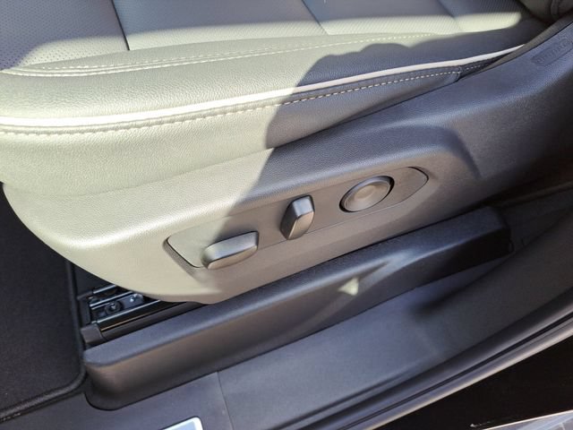 New 2026 GMC Yukon XL Elevation AWD/4WD image 14