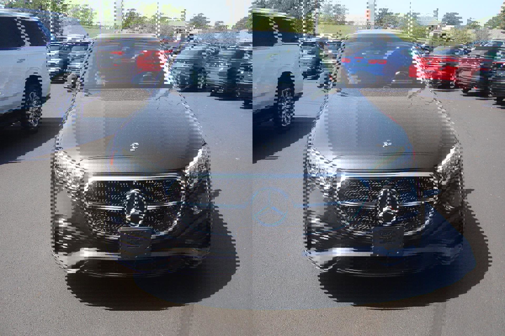 Used 2024 Mercedes-Benz E 350 4MATIC Sedan image 26