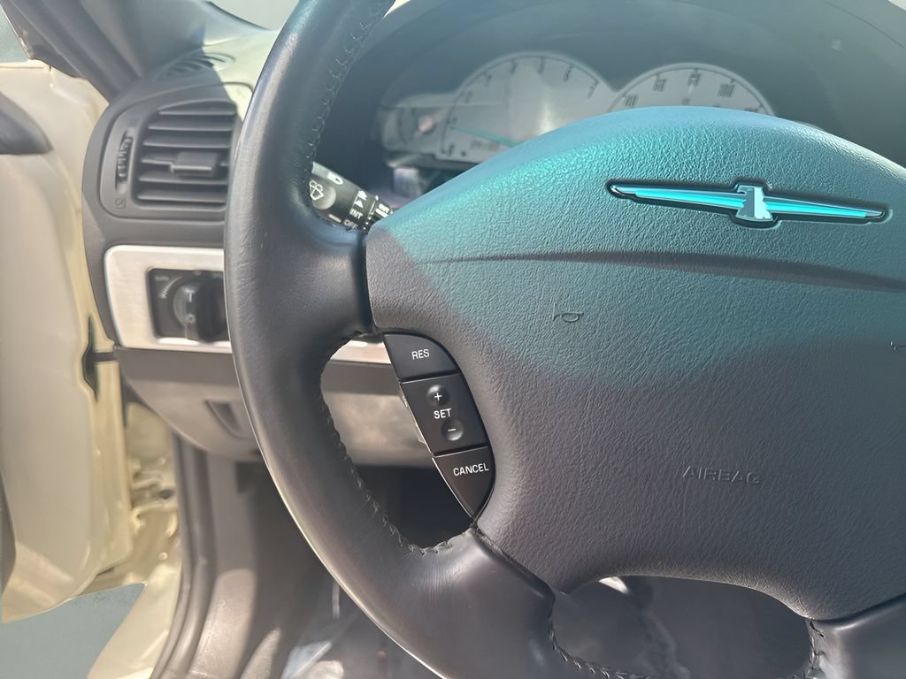 Used 2002 Ford Thunderbird RWD image 14
