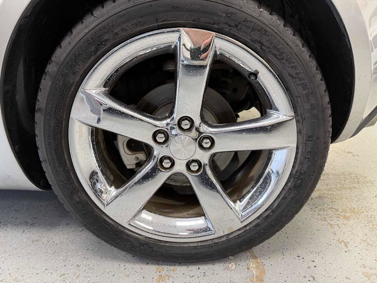 Used 2007 Pontiac Solstice GXP w/ Premium Package RWD image 25