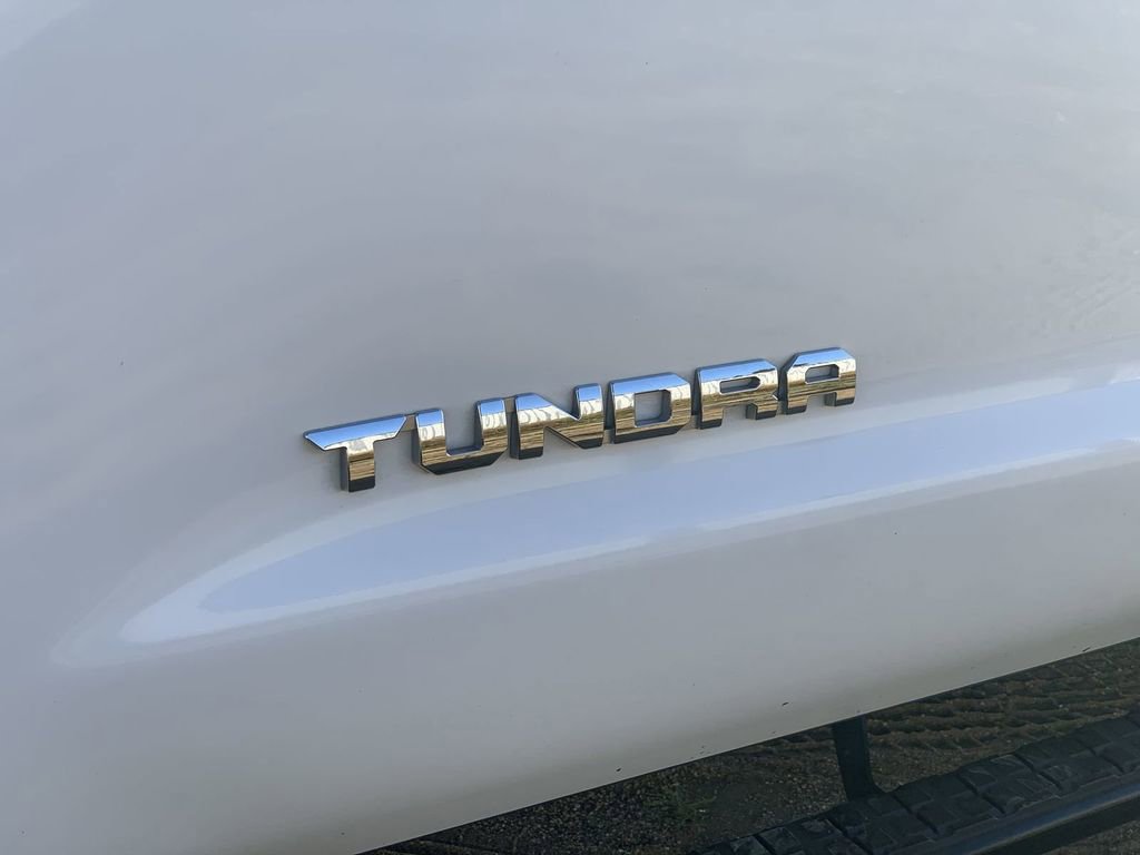 Used 2019 Toyota Tundra SR5 w/ SR5 Upgrade Package image 31