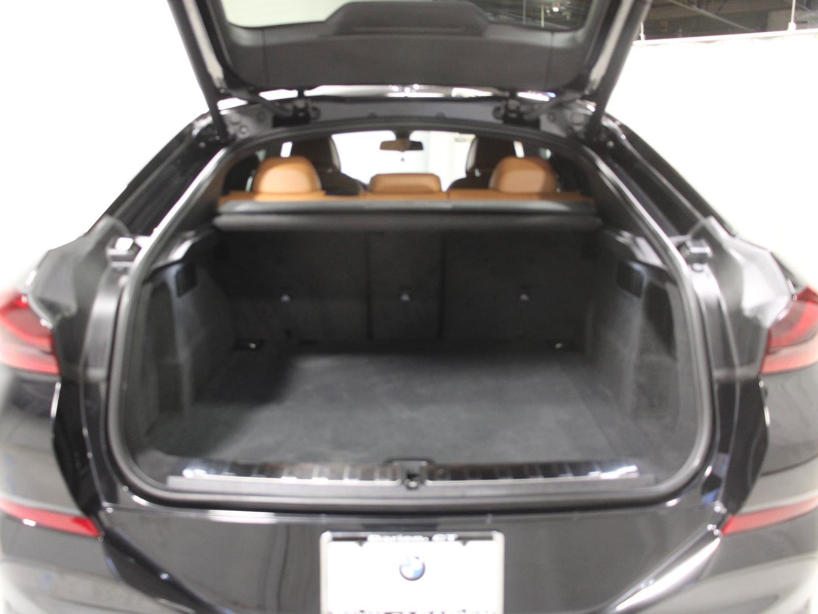 Certified 2023 BMW X6 xDrive40i w/ M Sport Package image 29