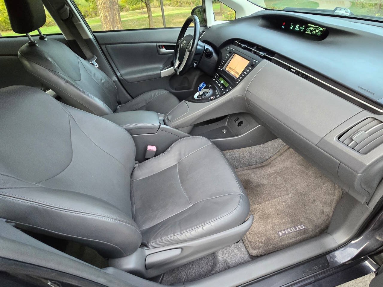Used 2011 Toyota Prius Four w/ Navigation Pkg FWD image 13
