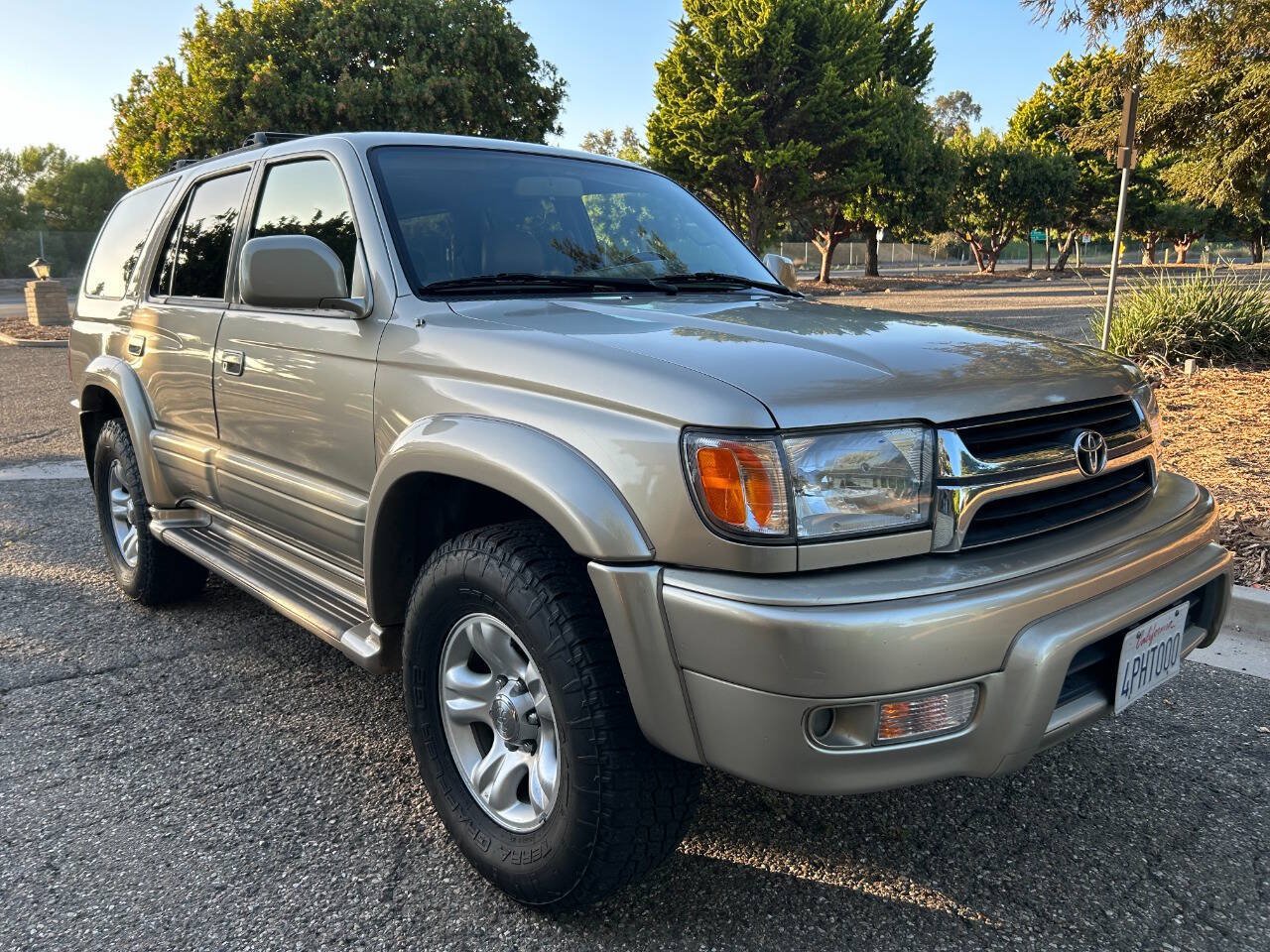 Used 2001 Toyota 4Runner Limited RWD image 10