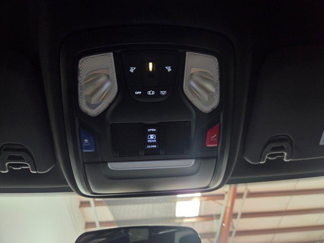 Used 2024 RAM 3500 Tradesman w/ Chrome Appearance Group image 61