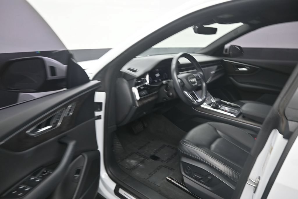 Used 2019 Audi Q8 Premium Plus w/ Premium Plus AWD/4WD image 10