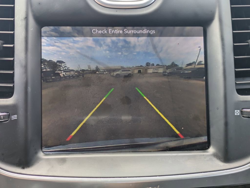 Used 2017 Chrysler 300 Limited w/ Value Package image 21