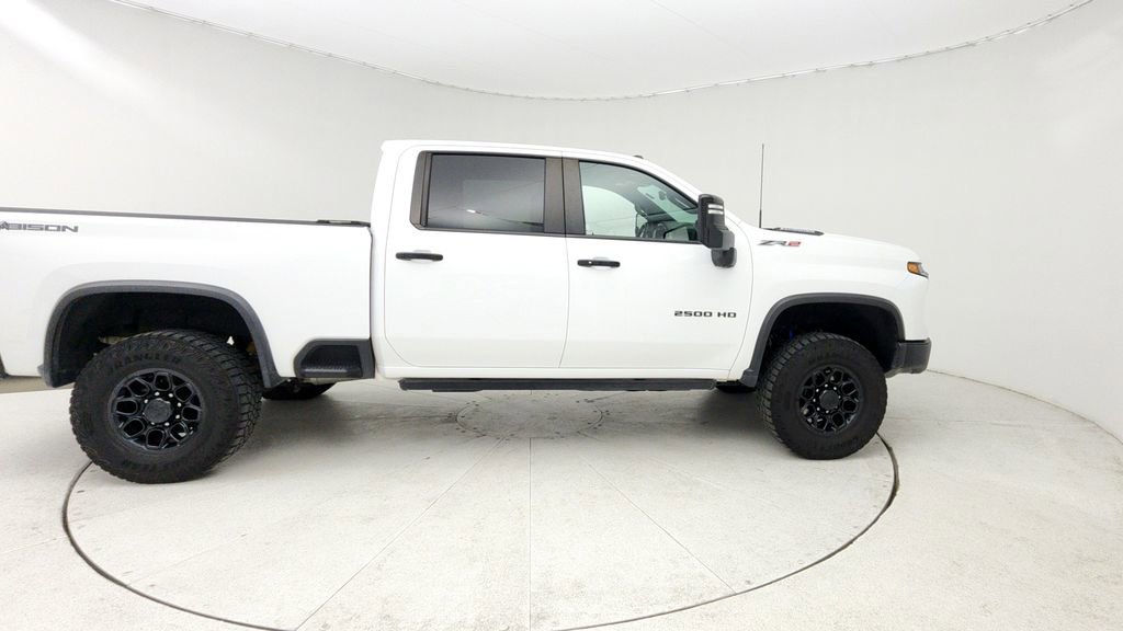 Used 2024 Chevrolet Silverado 2500 ZR2 w/ ZR2 Bison Edition image 9