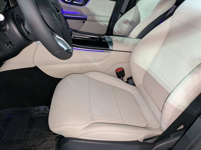 New 2026 Mercedes-Benz GLC 300 image 4