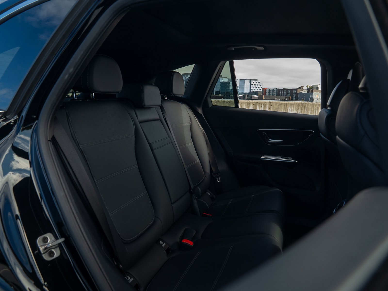 Certified 2026 Mercedes-Benz GLC 300 4MATIC image 27