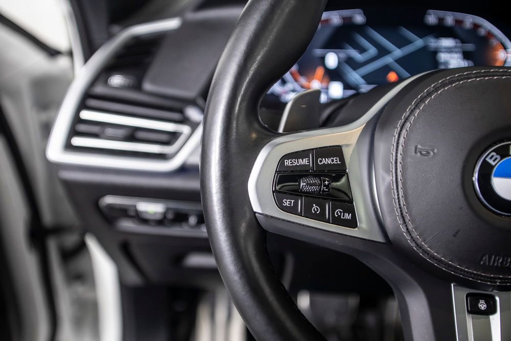 Used 2023 BMW X6 xDrive40i w/ Executive Package image 40