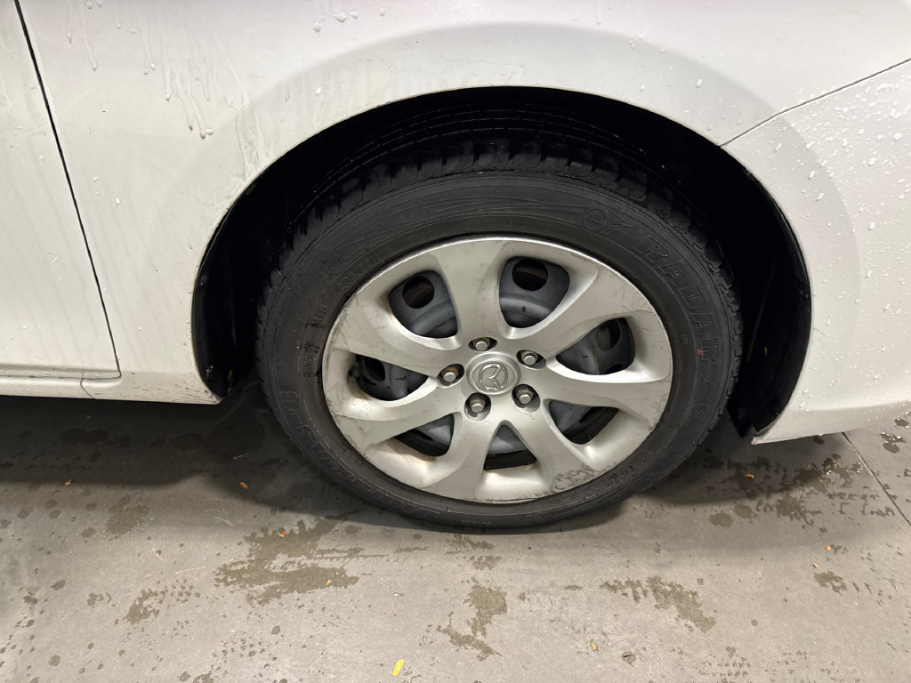 Used 2013 MAZDA MAZDA3 i Sport FWD image 15