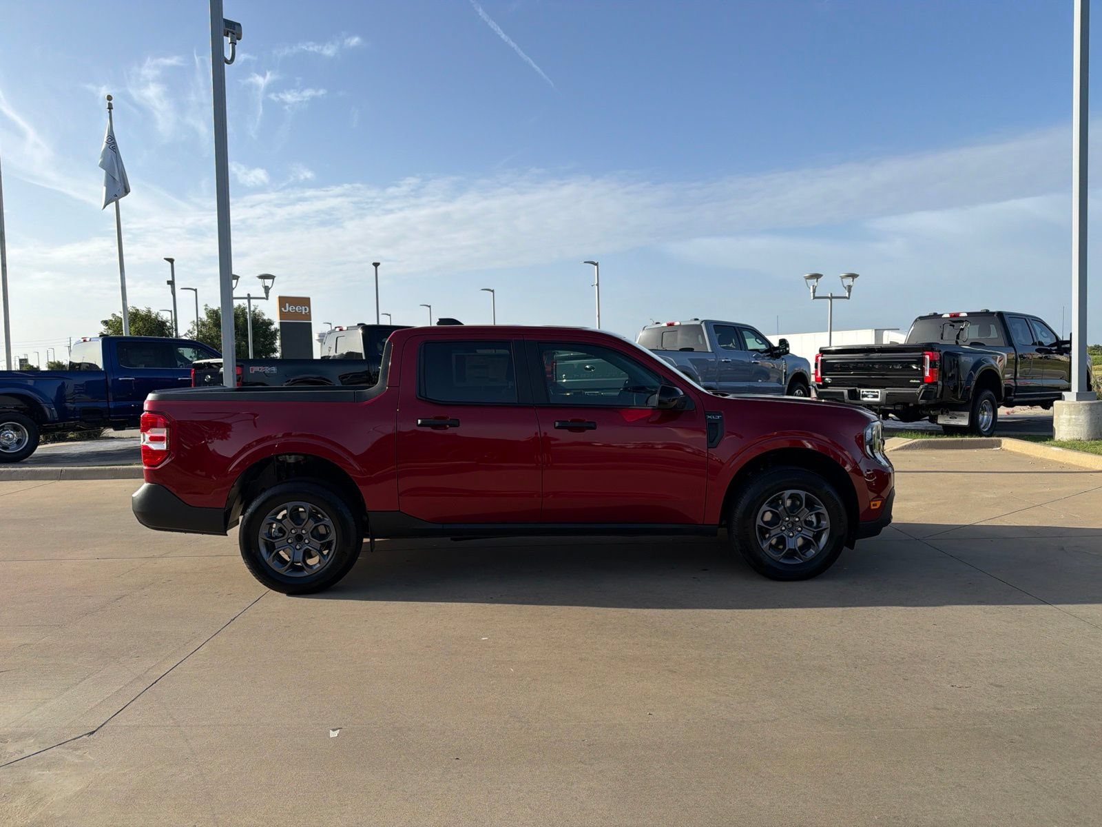 New 2026 Ford Maverick XLT w/ XLT Luxury Package FWD image 7