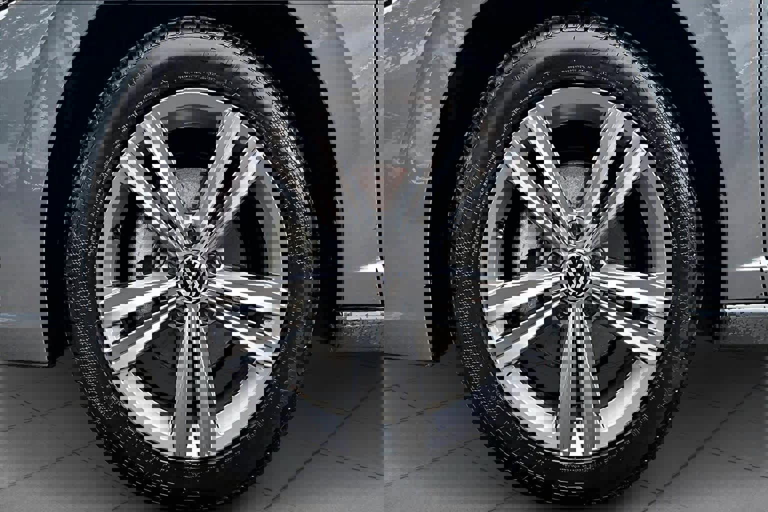 Certified 2023 Volkswagen Jetta SE image 11