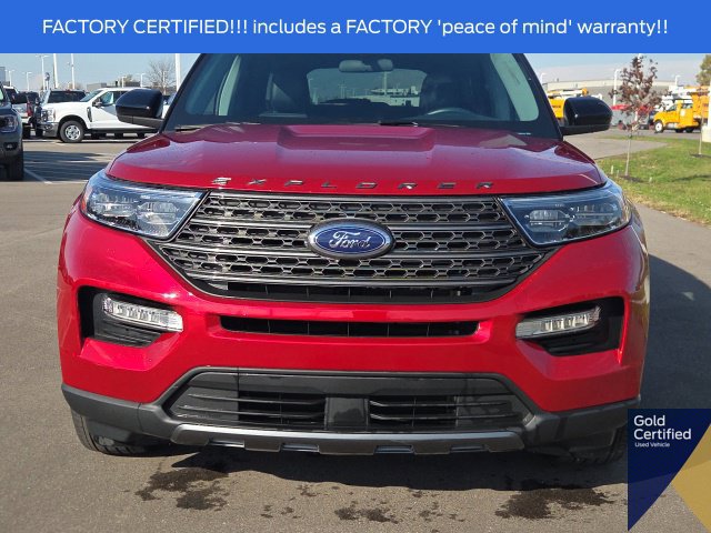 Used 2024 Ford Explorer XLT w/ Equipment Group 202A AWD/4WD image 4