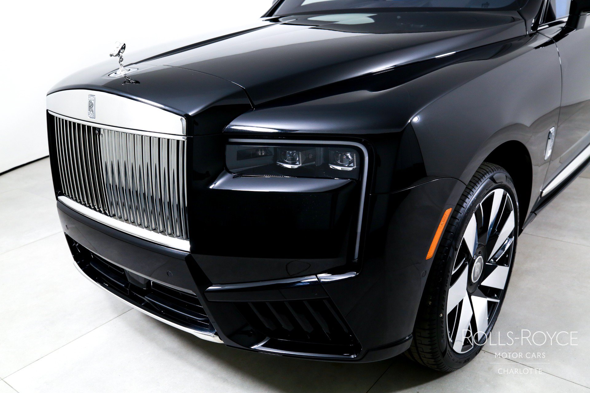 New 2026 Rolls-Royce Cullinan AWD/4WD image 49